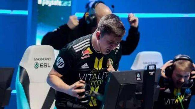 与竞技窗口 与竞技窗口